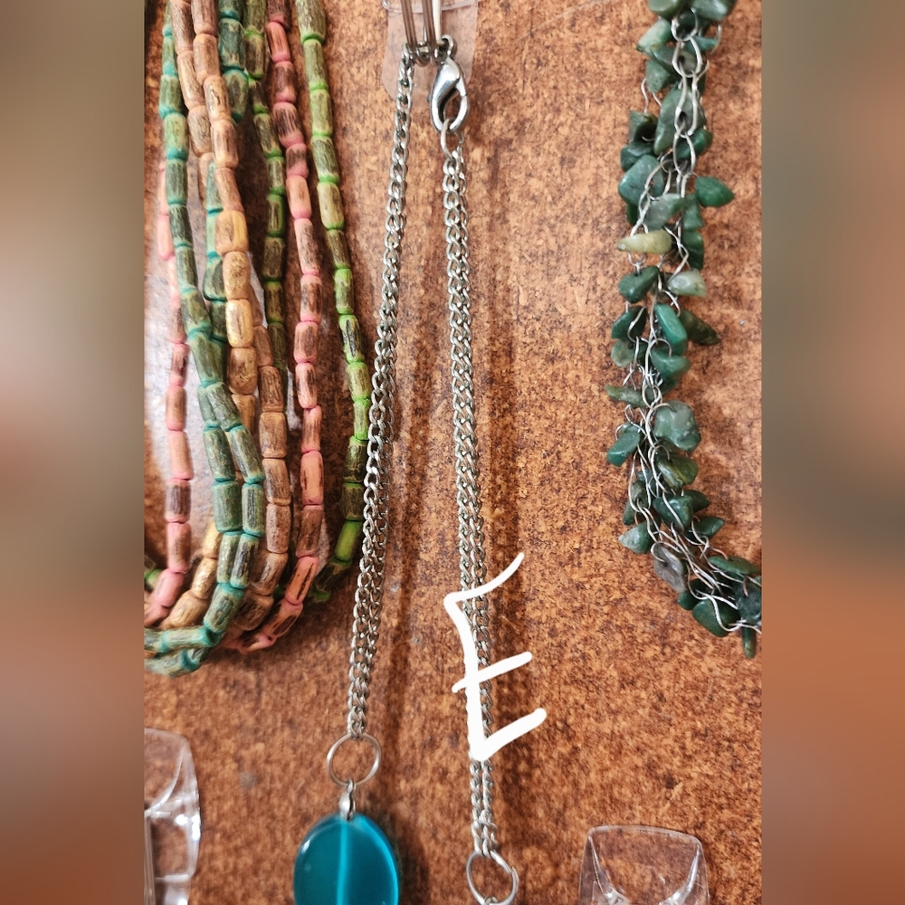 Assorted Necklaces - Picture 12 of 16